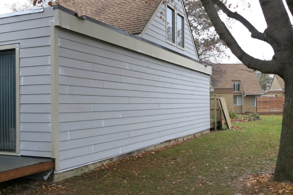 a photo of home siding exterior design
